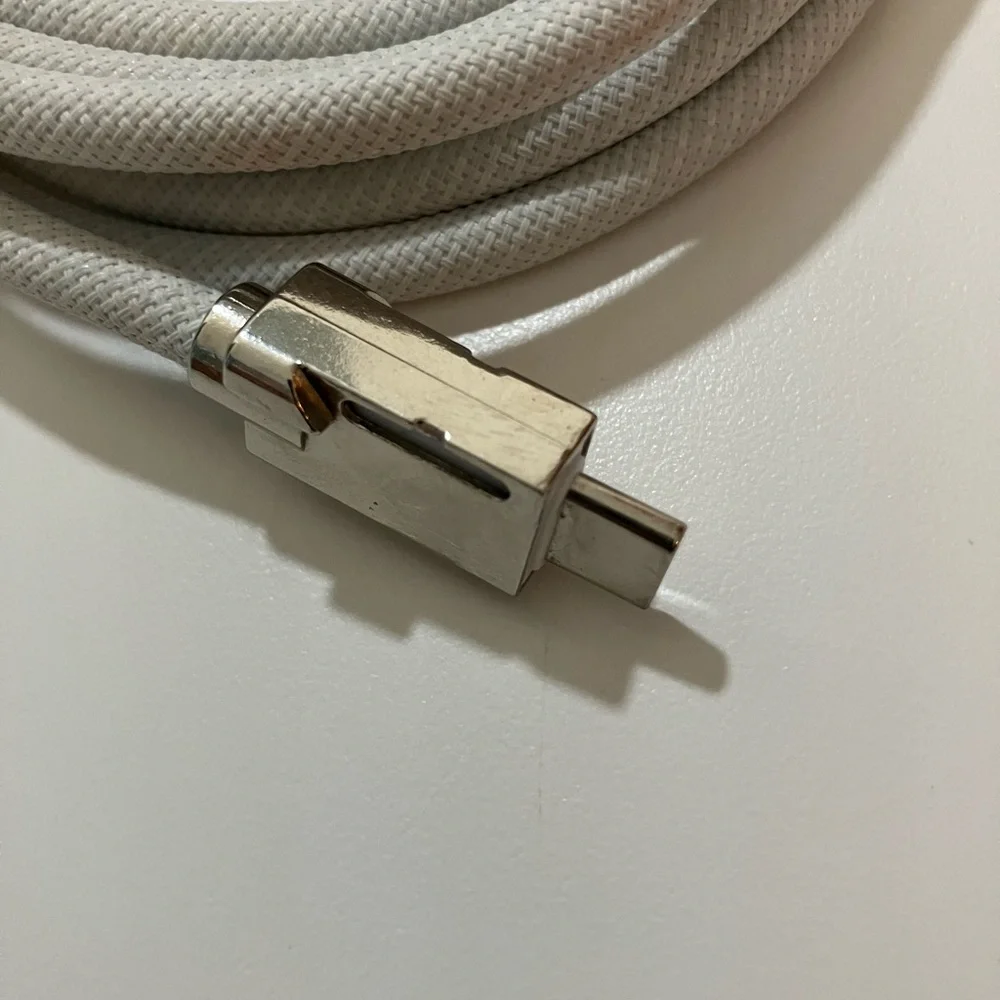 Energizer USB Cable with Silver Connector